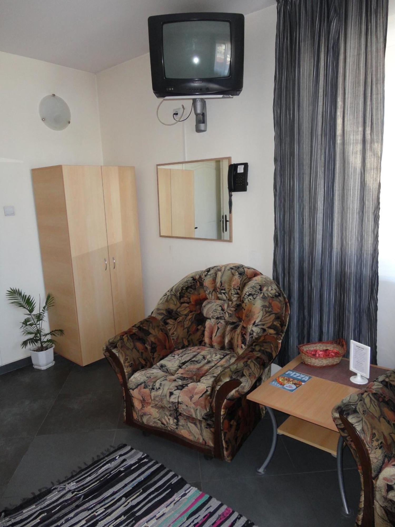 Avel Guest House Sofia Ngoại thất bức ảnh