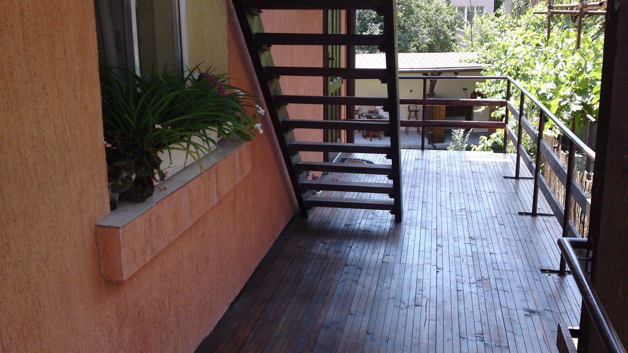 Avel Guest House Sofia Ngoại thất bức ảnh